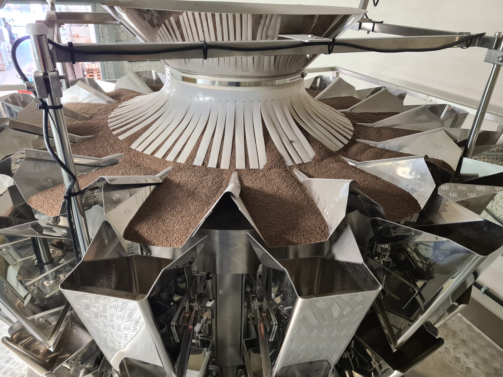 Chocolate Shavings multihead weigher